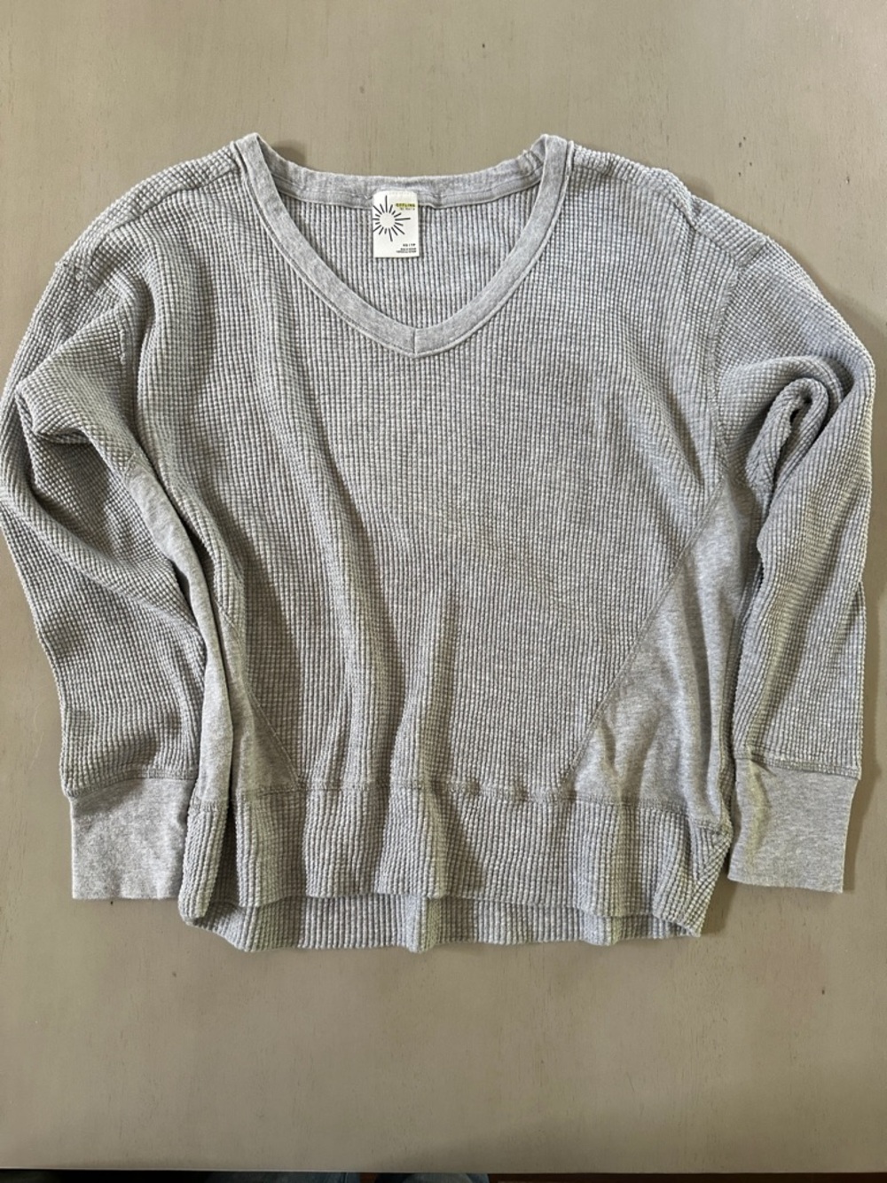 Aerie Wow! Light Gray V-Neck Waffle Knit Women's Sweater